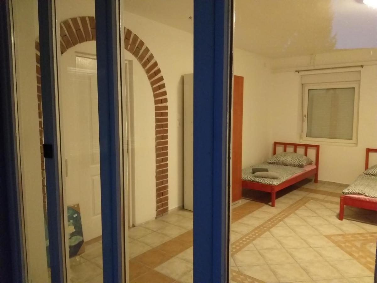 אפרטהוטל קסזטלי Azure House מראה חיצוני תמונה