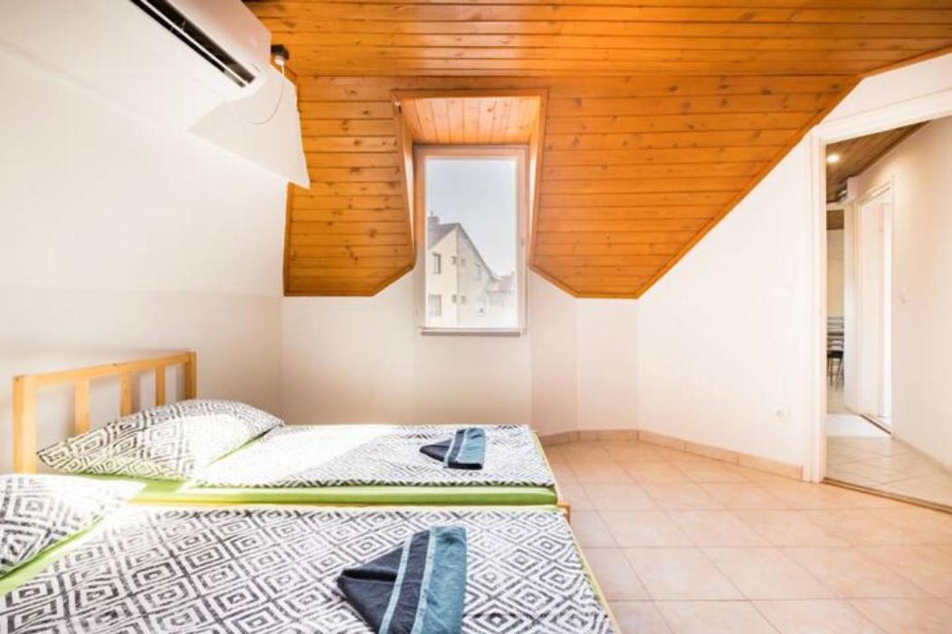 אפרטהוטל קסזטלי Azure House מראה חיצוני תמונה