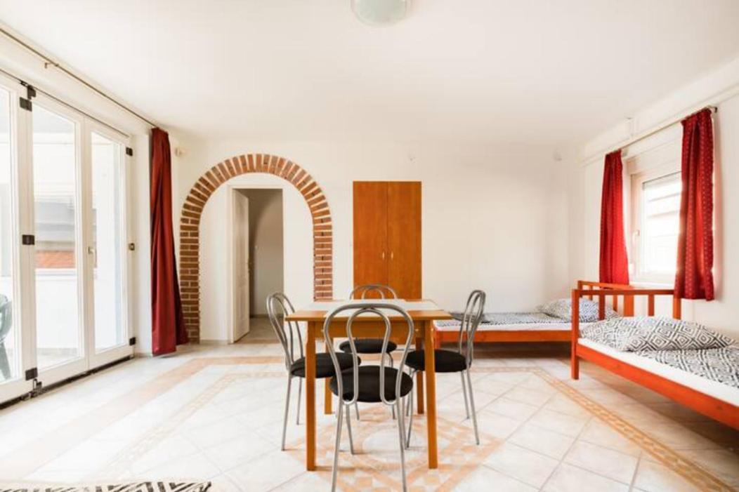 אפרטהוטל קסזטלי Azure House מראה חיצוני תמונה